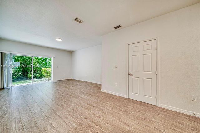 14033 SW 49th St 6, Miramar, FL 33027