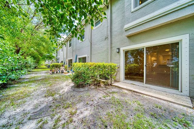 14033 SW 49th St 6, Miramar, FL 33027