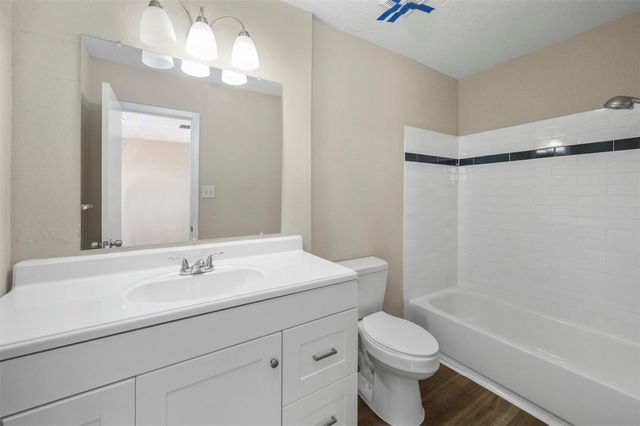 7236 Crownwest Street 7236, Houston, TX 77072