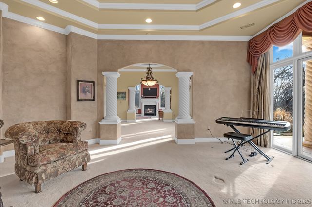 2125 W 73rd Street, Tulsa, OK 74132