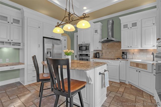 2125 W 73rd Street, Tulsa, OK 74132