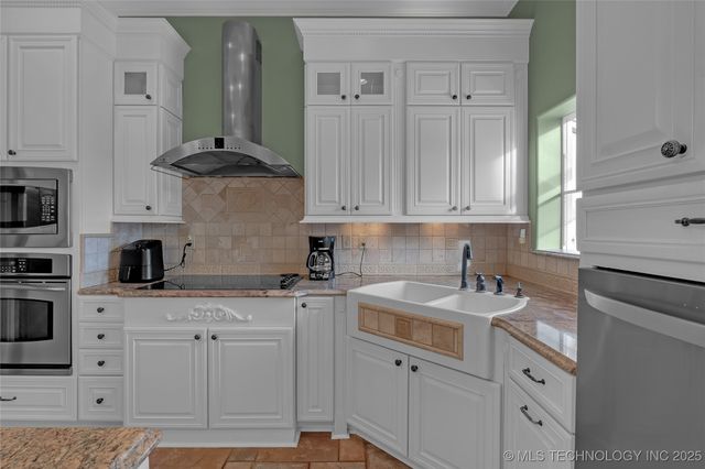 2125 W 73rd Street, Tulsa, OK 74132