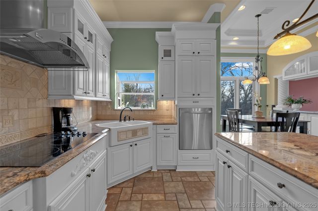 2125 W 73rd Street, Tulsa, OK 74132