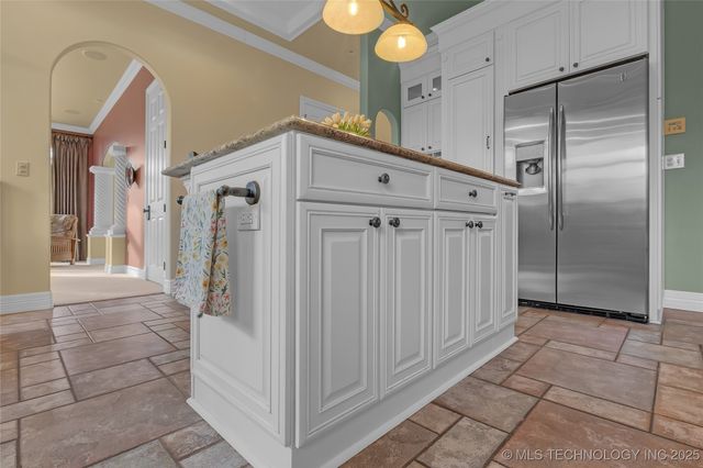 2125 W 73rd Street, Tulsa, OK 74132