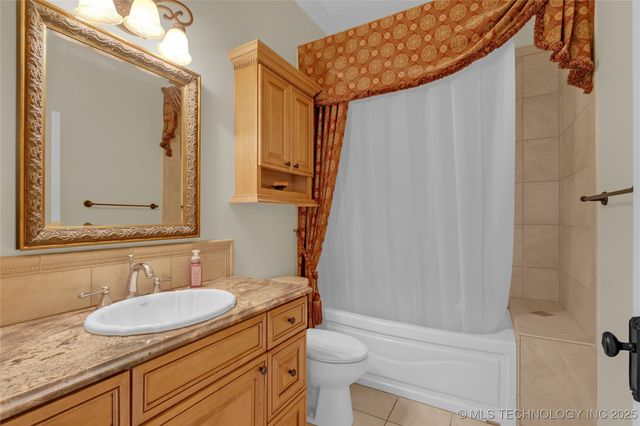 2125 W 73rd Street, Tulsa, OK 74132