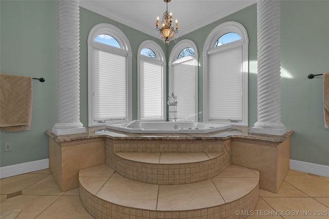 2125 W 73rd Street, Tulsa, OK 74132