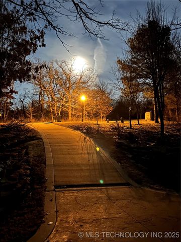 2125 W 73rd Street, Tulsa, OK 74132