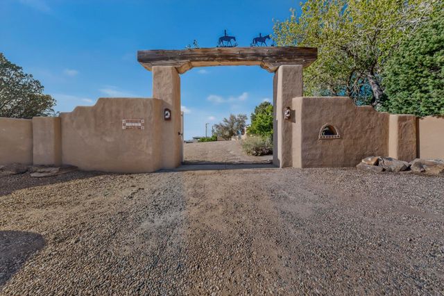 12105 San Rafael Avenue NE, Albuquerque, NM 87122