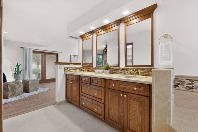 12105 San Rafael Avenue NE, Albuquerque, NM 87122