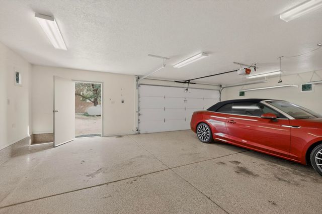 12105 San Rafael Avenue NE, Albuquerque, NM 87122