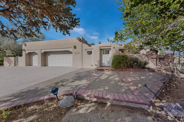 12105 San Rafael Avenue NE, Albuquerque, NM 87122