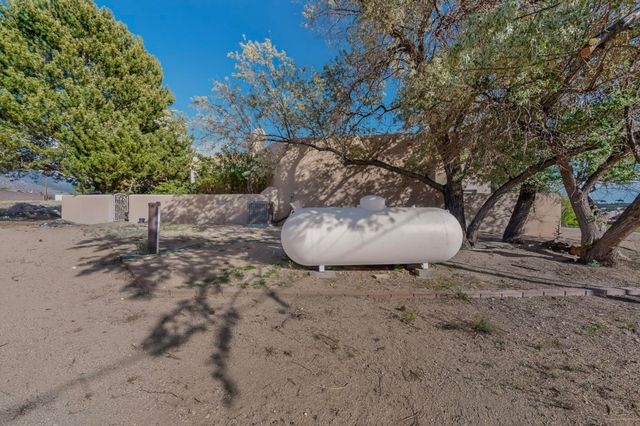 12105 San Rafael Avenue NE, Albuquerque, NM 87122
