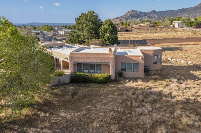 12105 San Rafael Avenue NE, Albuquerque, NM 87122