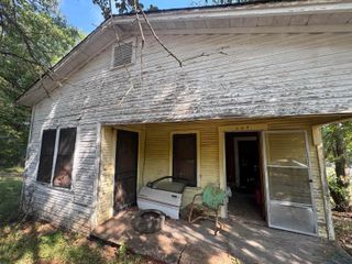 909 Elysian Fields Ave., Marshall, TX 75670