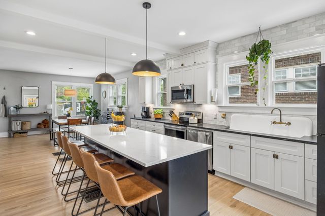 2505 W Linden Ave, Nashville, TN 37212