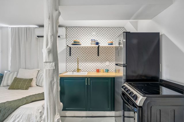 2505 W Linden Ave, Nashville, TN 37212