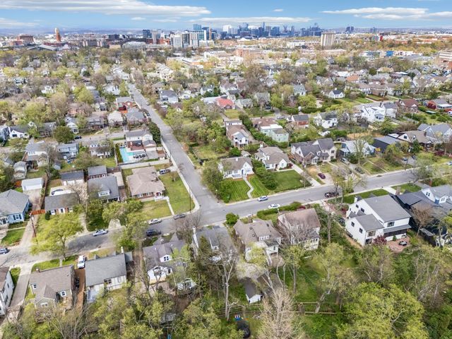 2505 W Linden Ave, Nashville, TN 37212