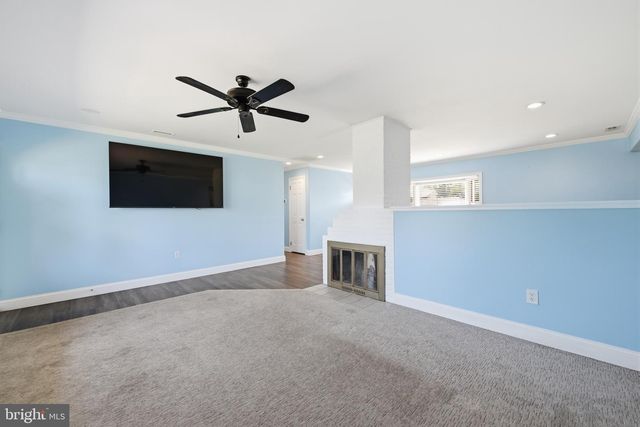 48 BEECHTREE RD, Levittown, PA 19057