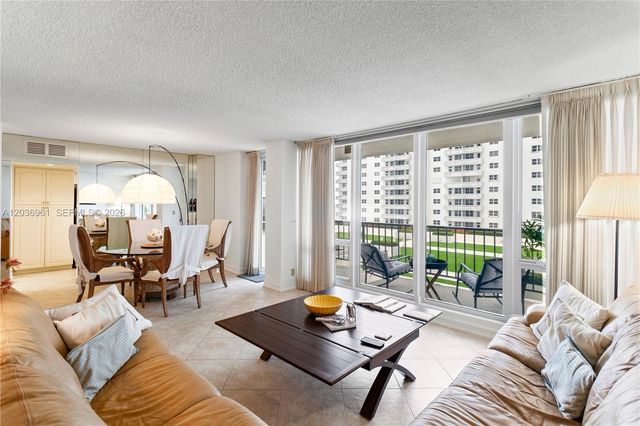 4280 Galt Ocean Dr 3G, Fort Lauderdale, FL 33308