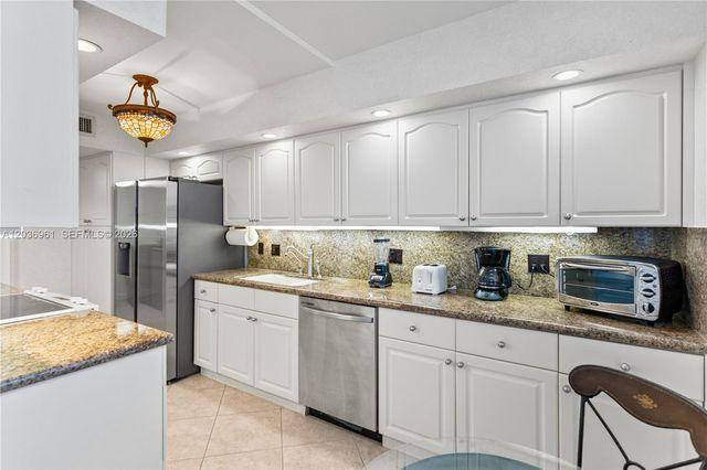 4280 Galt Ocean Dr 3G, Fort Lauderdale, FL 33308