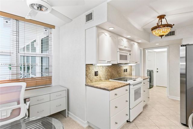 4280 Galt Ocean Dr 3G, Fort Lauderdale, FL 33308