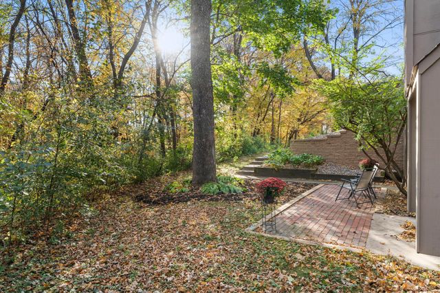 1844 Zanzibar Lane N, Plymouth, MN 55447