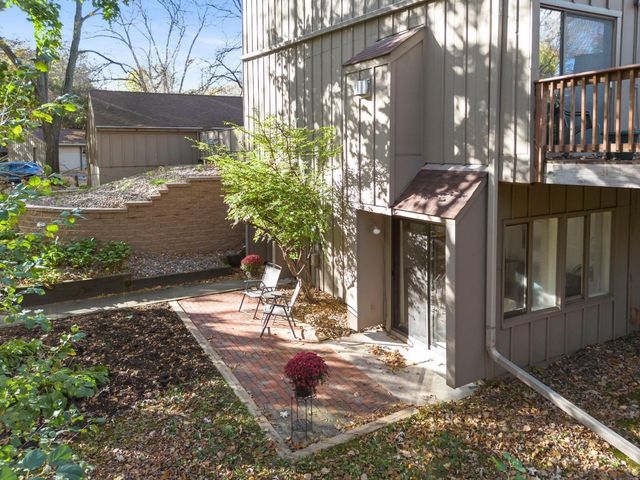 1844 Zanzibar Lane N, Plymouth, MN 55447