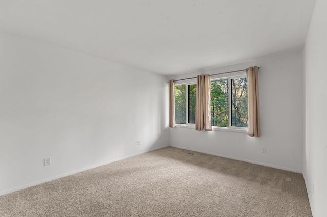 1844 Zanzibar Lane N, Plymouth, MN 55447