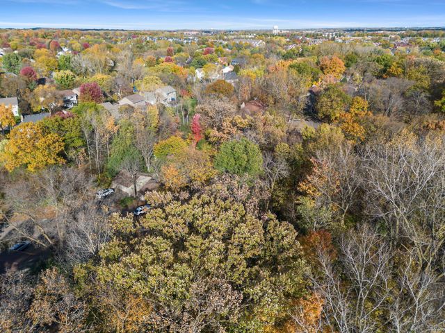 1844 Zanzibar Lane N, Plymouth, MN 55447