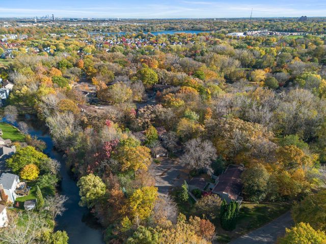 1844 Zanzibar Lane N, Plymouth, MN 55447