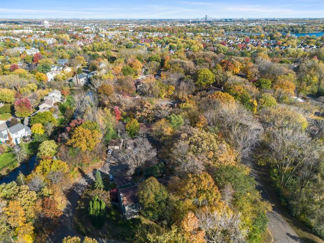 1844 Zanzibar Lane N, Plymouth, MN 55447