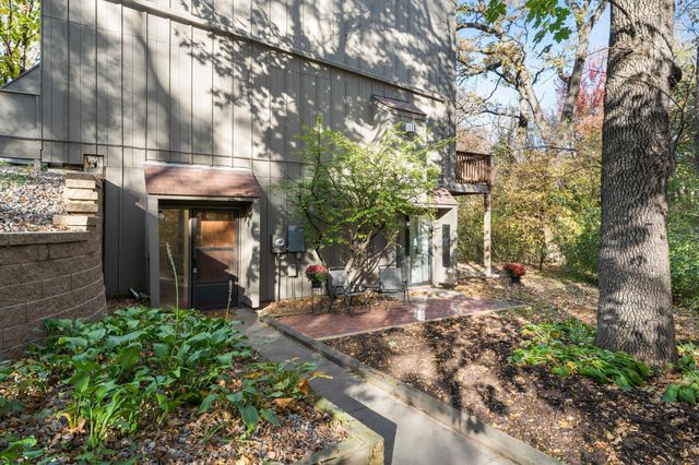 1844 Zanzibar Lane N, Plymouth, MN 55447