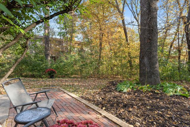 1844 Zanzibar Lane N, Plymouth, MN 55447