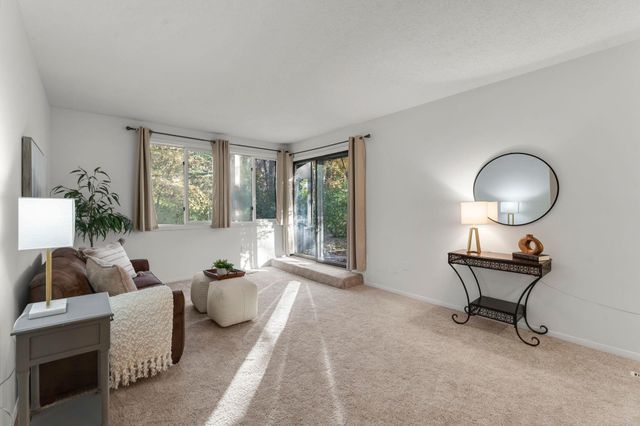 1844 Zanzibar Lane N, Plymouth, MN 55447