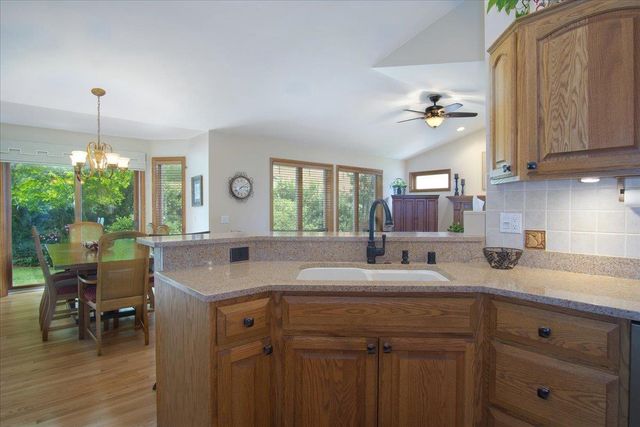 2308 Dynes Way, Sun Prairie, WI 53590