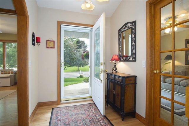 2308 Dynes Way, Sun Prairie, WI 53590