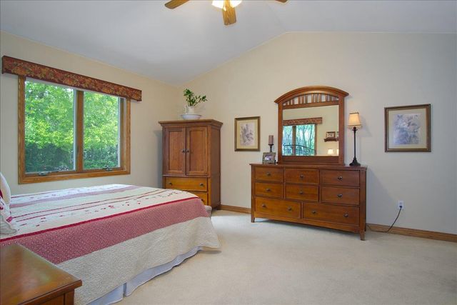 2308 Dynes Way, Sun Prairie, WI 53590