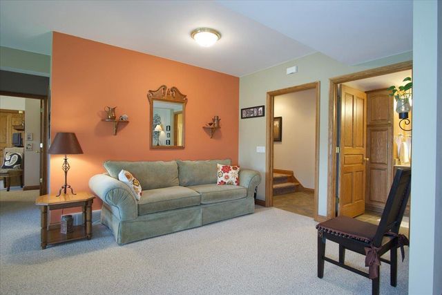 2308 Dynes Way, Sun Prairie, WI 53590