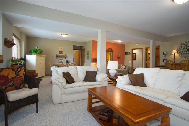 2308 Dynes Way, Sun Prairie, WI 53590