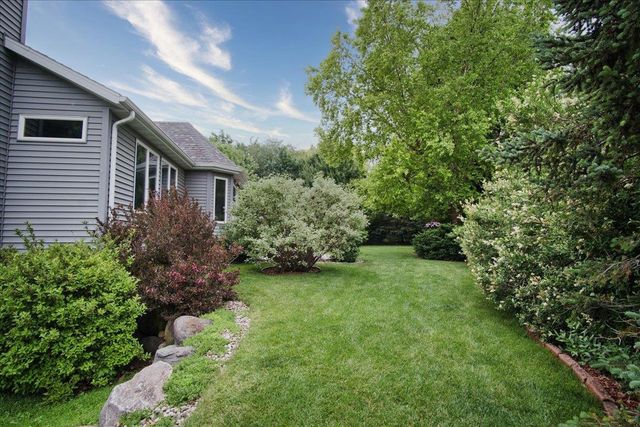 2308 Dynes Way, Sun Prairie, WI 53590