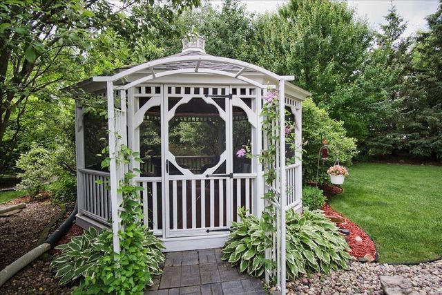 2308 Dynes Way, Sun Prairie, WI 53590