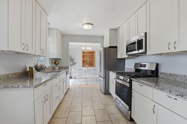 2238 Berland Place, Saint Paul, MN 55119