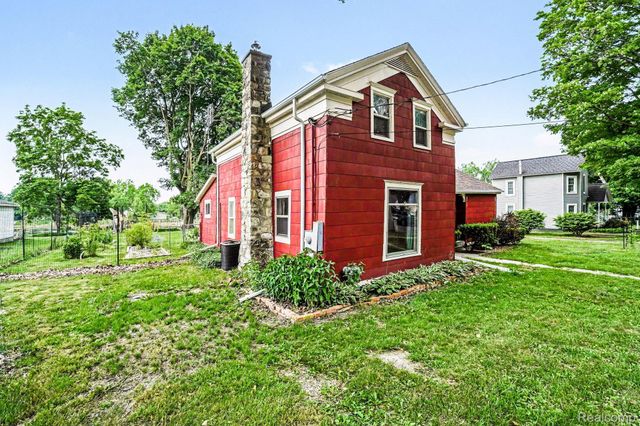 302 Hadley Street, Holly Village, MI 48442