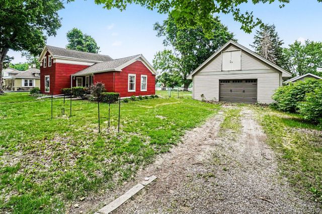 302 Hadley Street, Holly Village, MI 48442