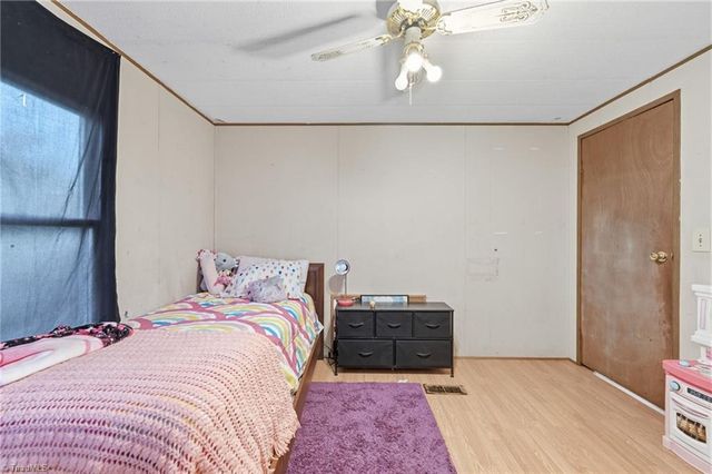374 Grimes Boulevard, Lexington, NC 27292