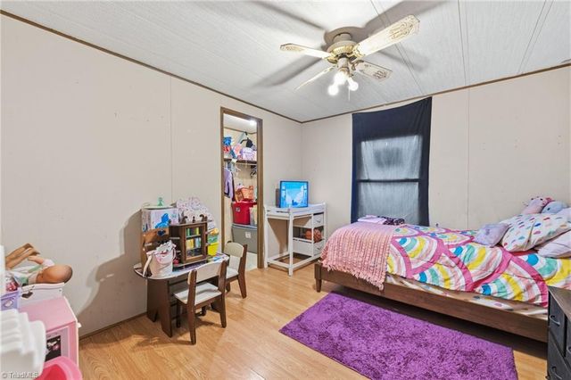 374 Grimes Boulevard, Lexington, NC 27292