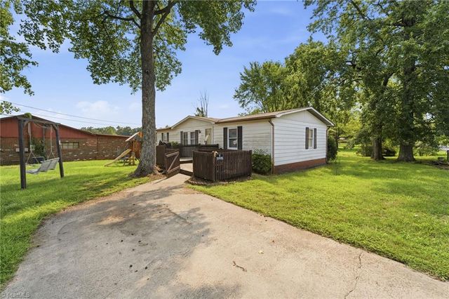 374 Grimes Boulevard, Lexington, NC 27292