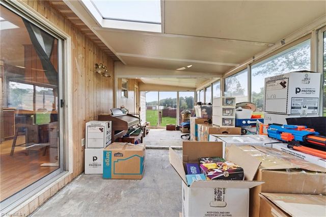 374 Grimes Boulevard, Lexington, NC 27292