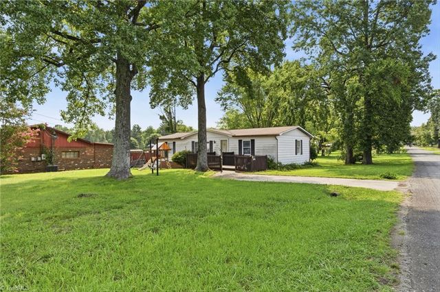 374 Grimes Boulevard, Lexington, NC 27292