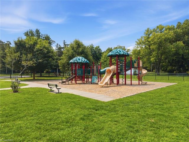 374 Grimes Boulevard, Lexington, NC 27292